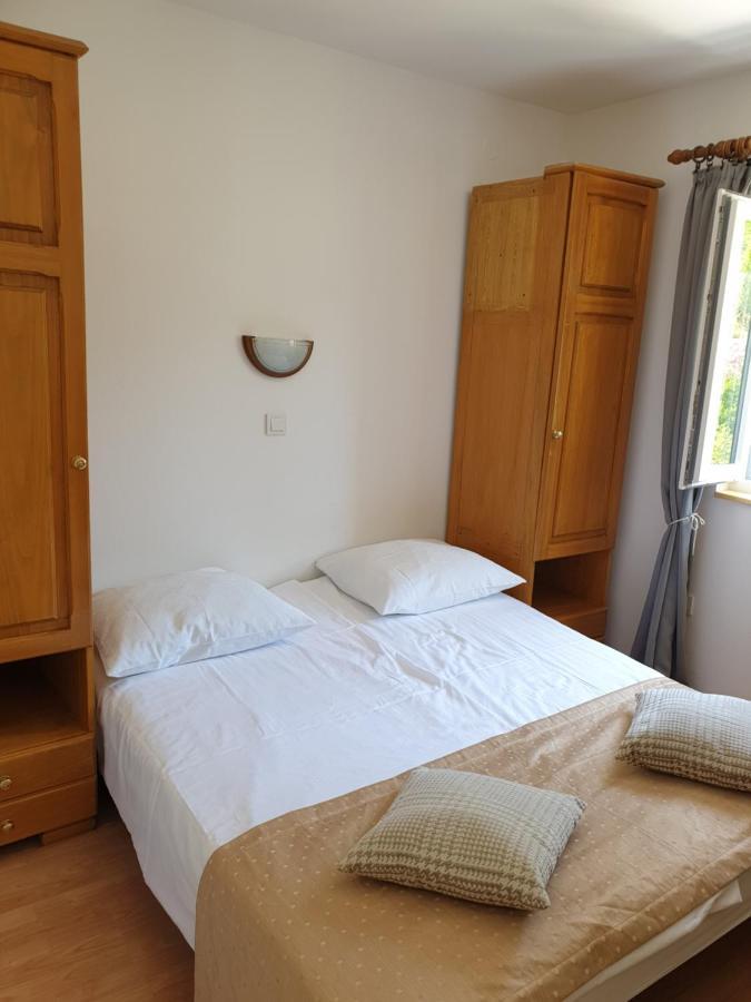 Apartmani I Sobe Jusic ราบ ภายนอก รูปภาพ
